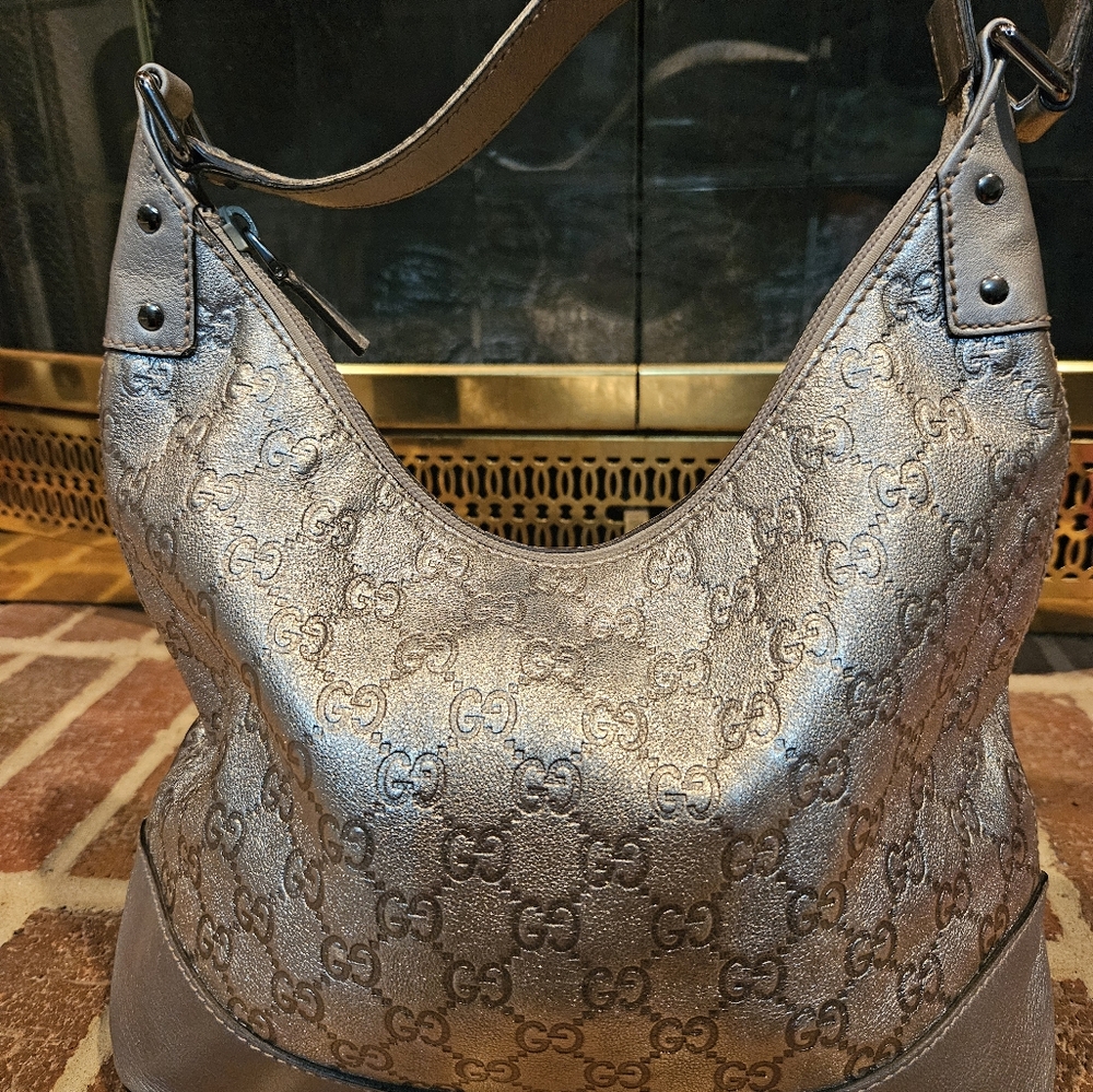 Gucci Silver Hobo Bag - Picture 4 of 13